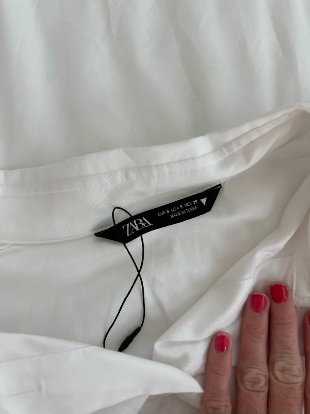 Zara White Button-Down Crop Shirt